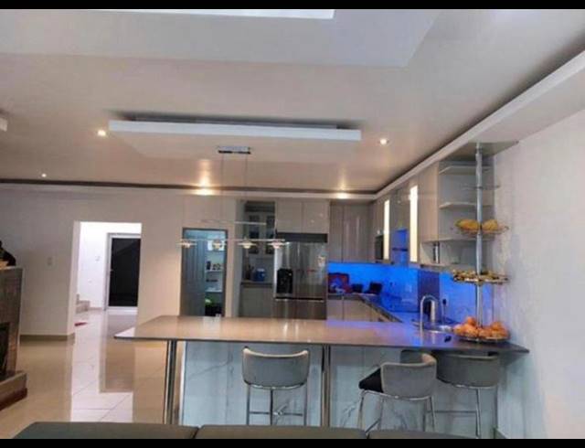 4 BEDROOM HOUSE FOR SALE IN NINAPARK